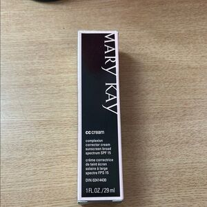 Mary Kay complexion corrector suncream psf 15